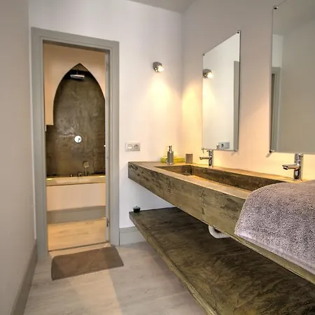 Jardines De Andalucia * マルベーリャ